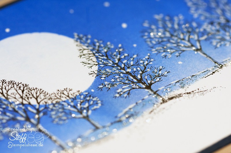 Weihnachtskarte mit Lovely as a Tree - Brayer Technik