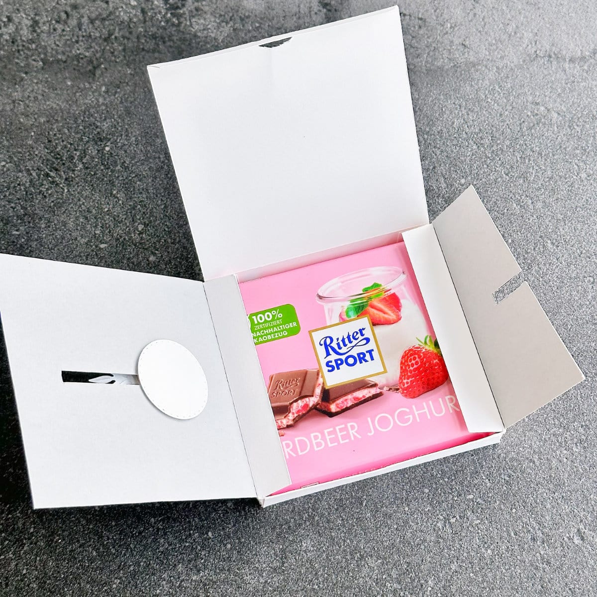 Geschenkverpackung: Box mit Schiebeverschluss, Innenansicht