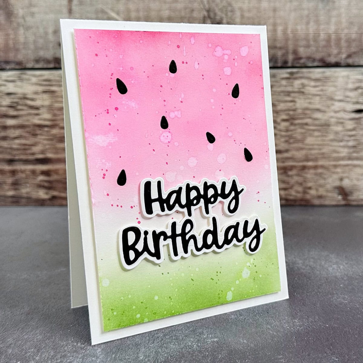 Geburtstagskarte basteln: Wassermelone in 3D Optik mit Aquarell Hintergrund